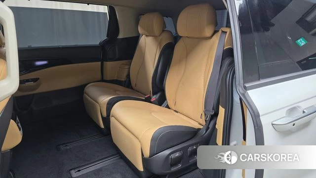 Kia Carnival 4th generation id 4230939 из Кореи 18