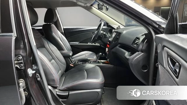 Ssangyong Tivoli Air id 4372124 из Кореи 18