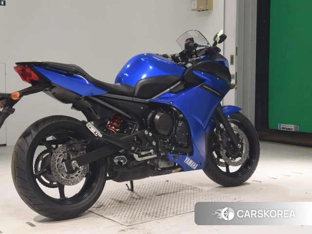 Проданный Yamaha XJ6 DIVERSION ABS 2012 из Японии, фото 2