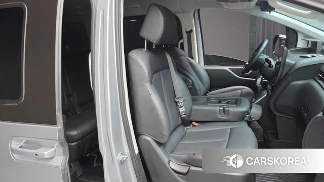 Hyundai Staria id 4928519 из Кореи 18