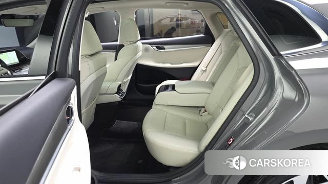 Hyundai The New Grandeur IG Hybrid id 4244489 из Кореи 18