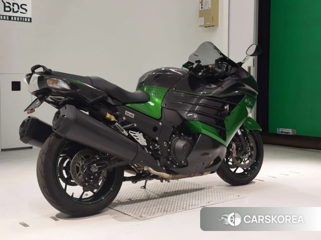 Проданный Kawasaki ZX-14R NINJA ABS 2017 из Японии, фото 2