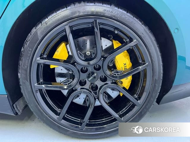 Xiaomi Car Xiaomi SU7 Ultra id 4253446 из Китая 18