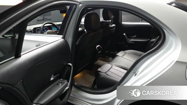 Mercedes-Benz A-Class W177 id 4250188 из Кореи 18