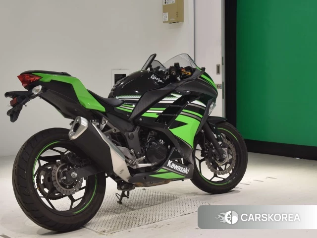 Проданный Kawasaki NINJA 250 ABS 2017 из Японии, фото 2