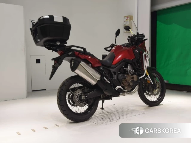Проданный Honda CRF1000L AFRICA TWIN 2017 из Японии, фото 2