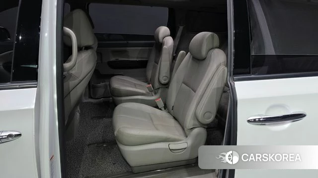 Kia All New Carnival id 4937817 из Кореи 18