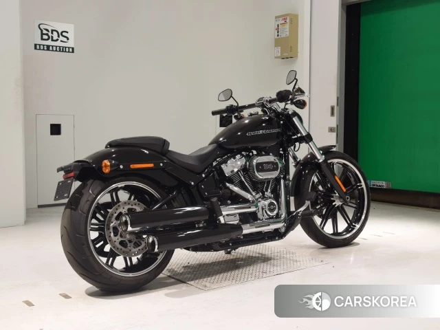 Проданный Harley-Davidson Softail Breakout FXBRS1868 2022 из Японии