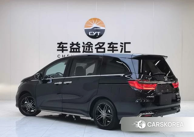 Honda Odyssey id 4209261 из Китая 18