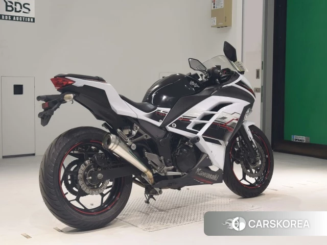 Проданный Kawasaki NINJA 250 ABS 2014 из Японии, фото 2