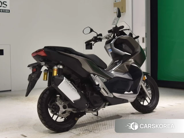 Проданный Honda ADV150 2019 из Японии, фото 2