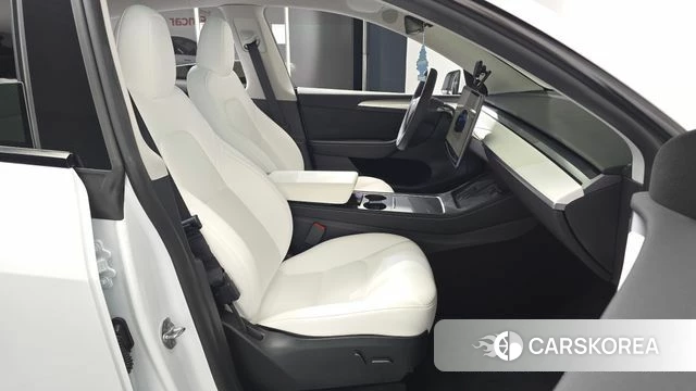 Tesla Model Y id 4853903 из Кореи 18