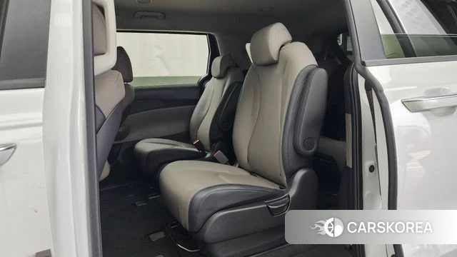 Kia The New Carnival 4th Generation id 4612777 из Кореи 18