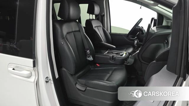 Hyundai Staria id 4935824 из Кореи 18