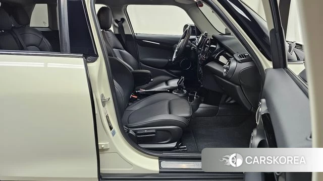Mini Cooper id 4383899 из Кореи 18