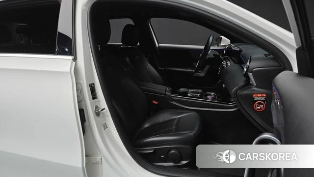 Mercedes-Benz A-Class W177 id 4281795 из Кореи 18