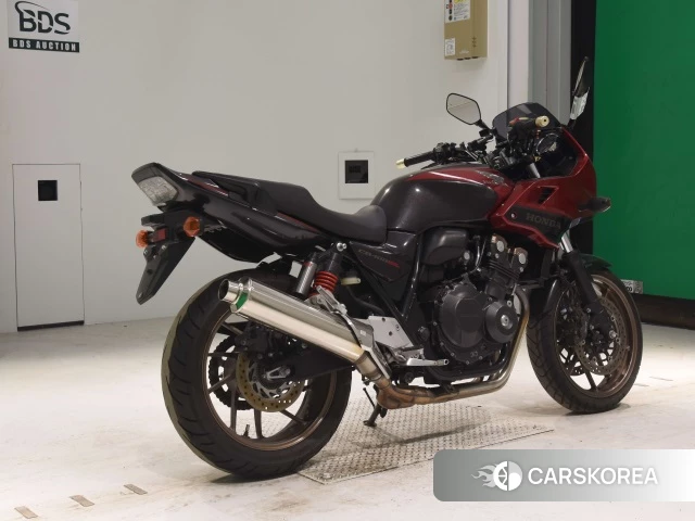 Проданный Honda CB400SF BOLDOR ABS 2015 из Японии, фото 2