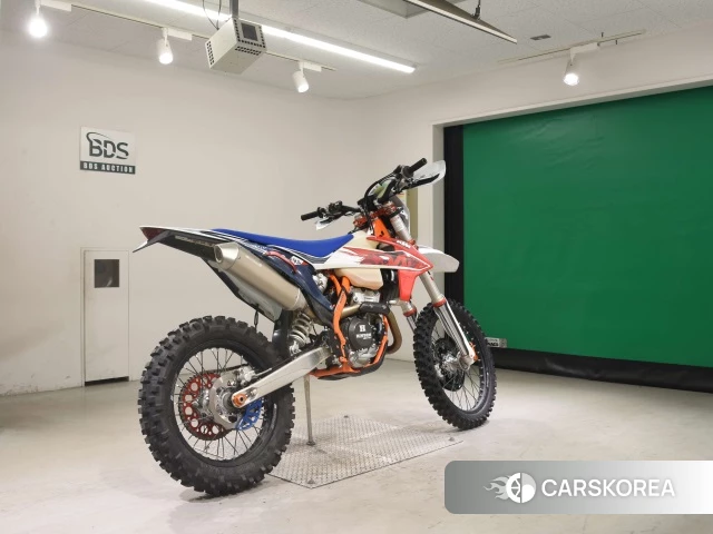 Проданный KTM 350 EXC-F SIXDAY 2023 из Японии, фото 2