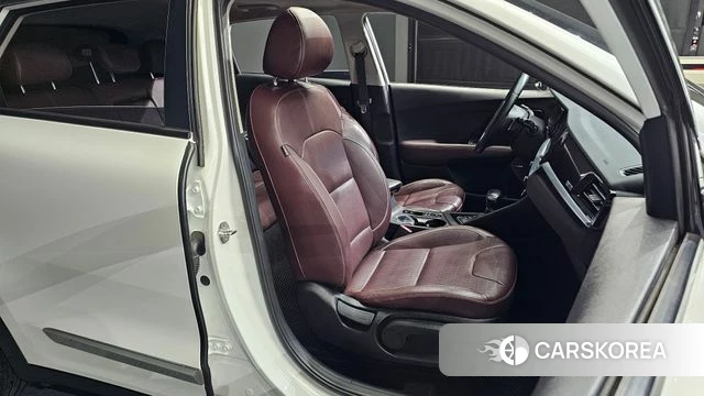 Kia The New Niro id 4402707 из Кореи 18