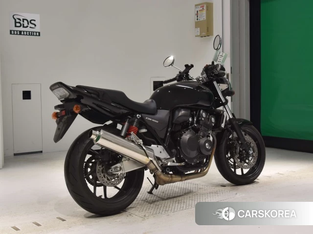 Проданный Honda CB400SF ABS 2019 из Японии, фото 2