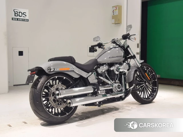 Проданный Harley-Davidson Softail Breakout FXBR 1920 2024 из Японии, фото 2