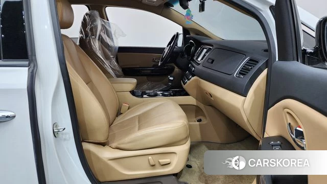 Kia The New Carnival id 4345466 из Кореи 18