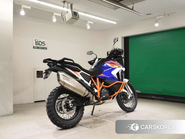 Проданный KTM 1290 SUPER ADVENTURE R 2022 из Японии, фото 2