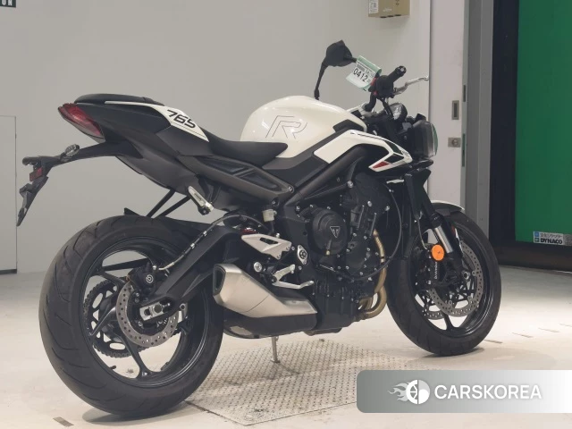 Проданный Triumph STREET TRIPLE R 2024 из Японии, фото 2