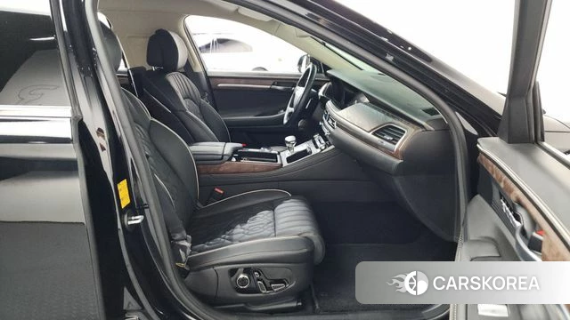 Genesis G90 id 4632295 из Кореи 18