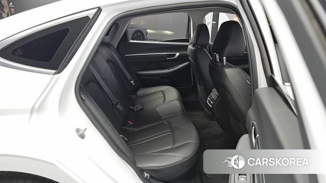 Hyundai Sonata D Edge Hybrid (DN8) id 4493598 из Кореи 18