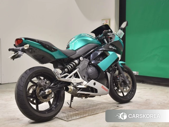 Проданный Kawasaki NINJA 400R 2011 из Японии