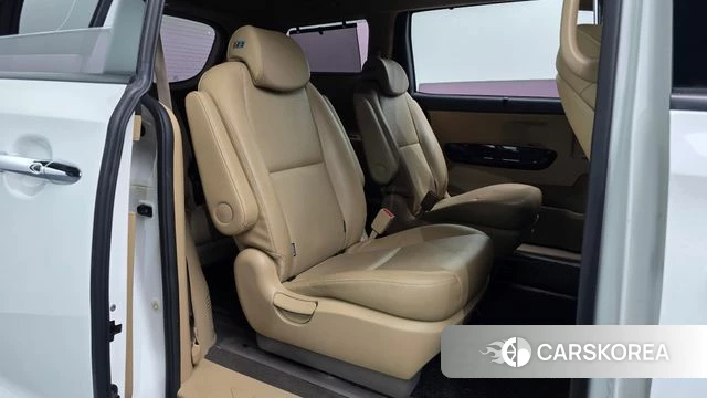 Kia The New Carnival id 4694043 из Кореи 18