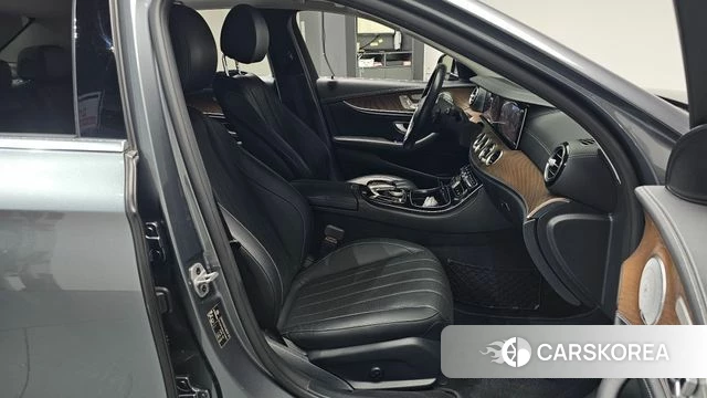 Mercedes-Benz E-Class W213 id 4785325 из Кореи 18