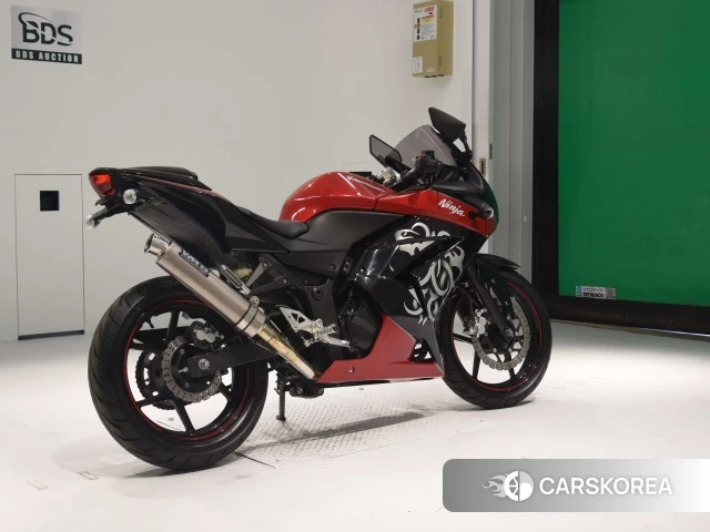 Проданный Kawasaki NINJA 250R id 4169645 из Японии, фото 2