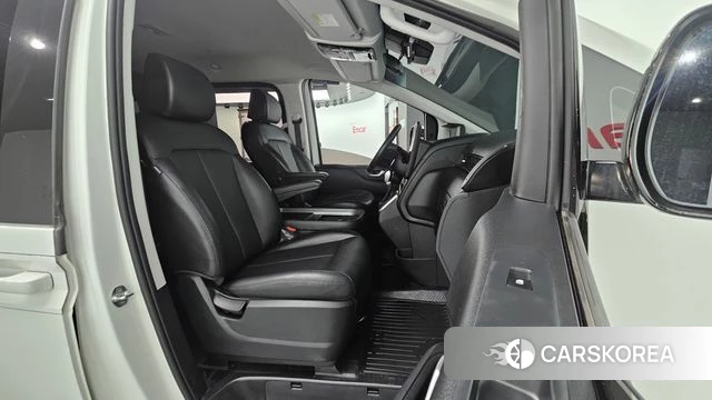 Hyundai Staria id 4935971 из Кореи 18