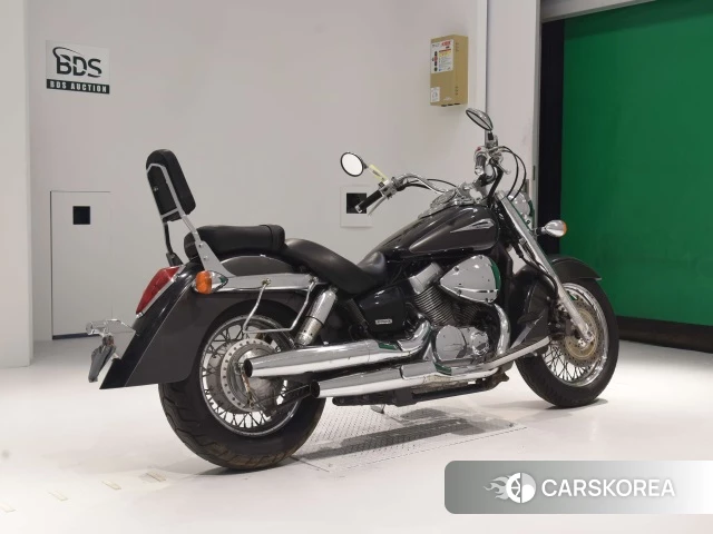 Проданный Honda SHADOW 400 CLASSIC 2010 из Японии, фото 2