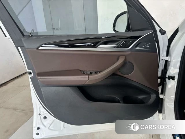 BMW X3 id 4394046 из Китая 18