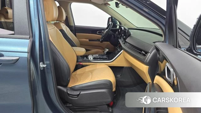 Kia Carnival 4th generation id 4195601 из Кореи 18