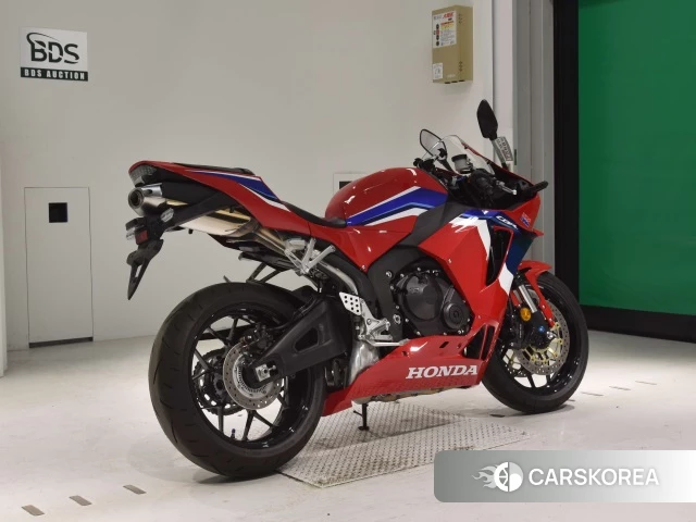 Проданный Honda CBR600RR 2022 из Японии, фото 2