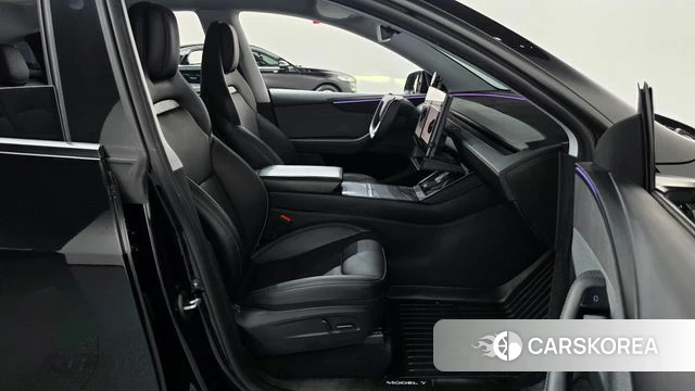 Tesla Model Y id 4686477 из Кореи 18