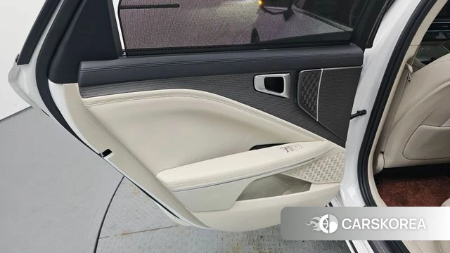 Kia The New K8 Hybrid id 4280083 из Кореи 18