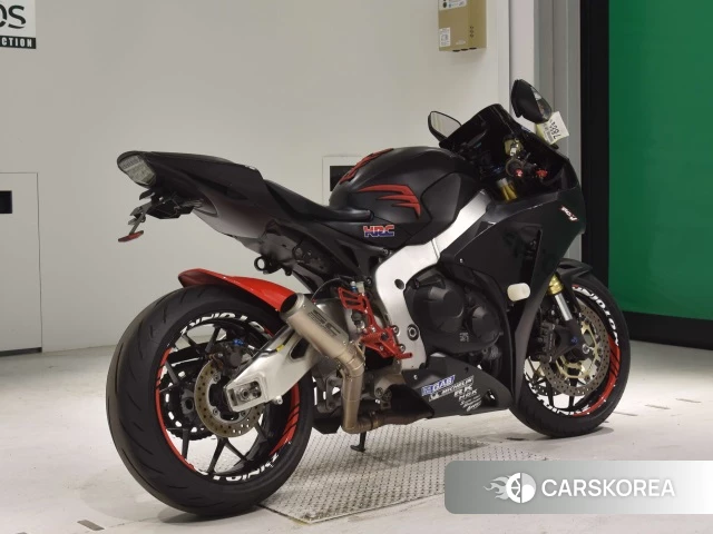 Проданный Honda CBR1000RR 2013 из Японии, фото 2