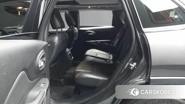 Jeep Cherokee (KL) id 4196090 из Кореи 18