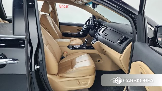 Kia The New Carnival id 4573939 из Кореи 18