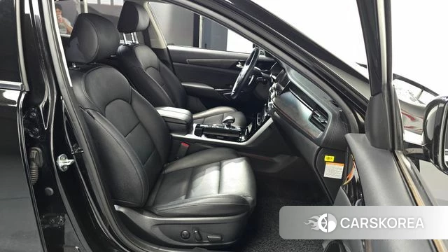 Kia K7 Premier Hybrid id 4614989 из Кореи 18