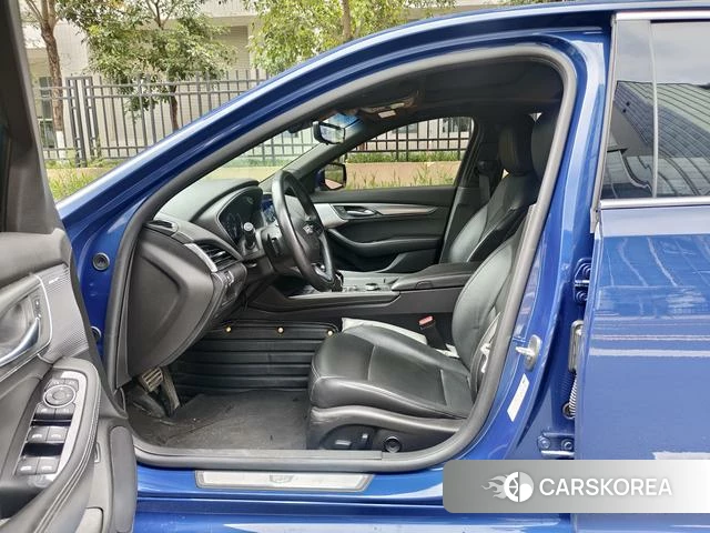 Cadillac CT5 id 4221605 из Китая 18