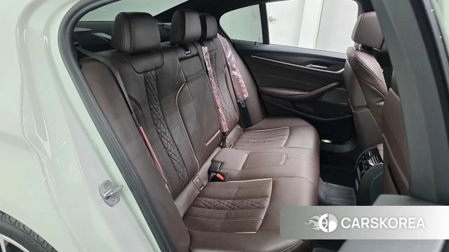 BMW 5 Series (G30) id 4245306 из Кореи 18