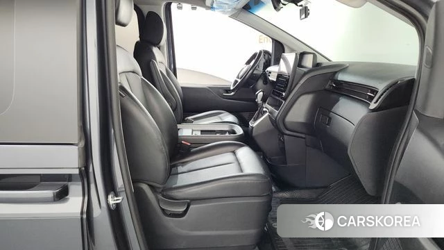 Hyundai Staria id 4899377 из Кореи 18