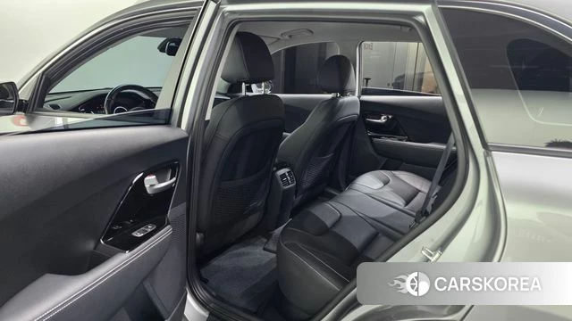 Kia Niro EV id 4489639 из Кореи 18
