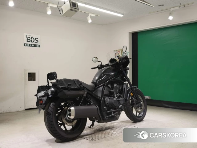 Проданный Honda REBEL 1100 DCT 2021 из Японии, фото 2